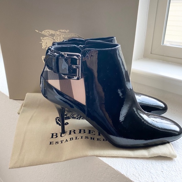 Burberry Shoes - Burberry Ankle Patent booties